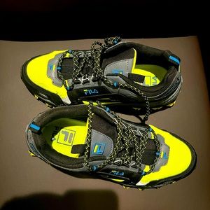 Green and yellow size 10 Filla